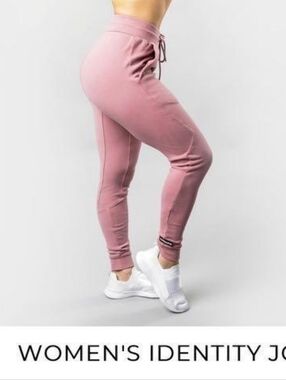 Alphalete Identity Joggers In Mauve Size